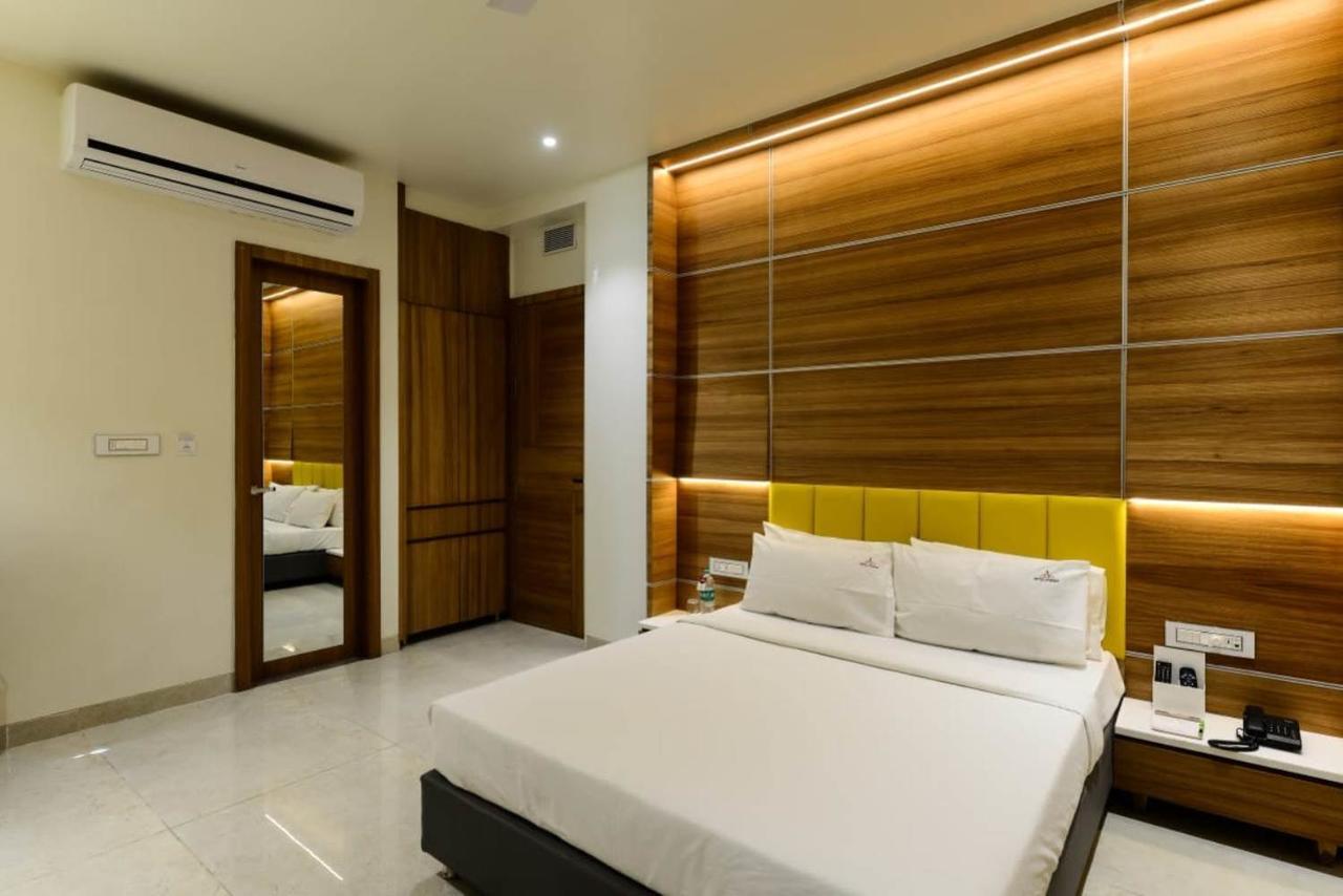 The Hubstreet Hotel,Бхопал Экстерьер фото